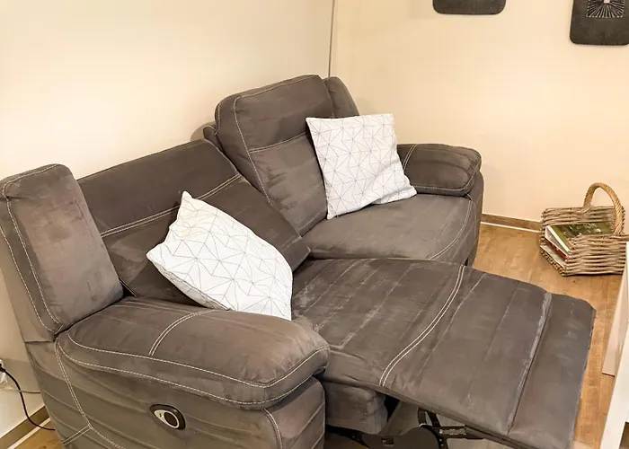 Ast דירה בורג