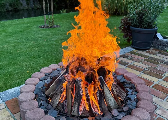 Ast דירה בורג