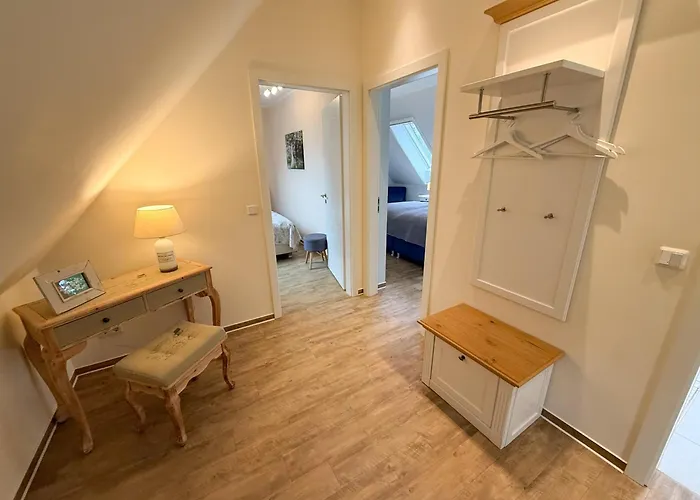 Ast דירה בורג